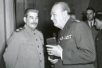     
: Stalin&Cherchil&iPhon.jpg
: 0
:	145.3 
ID:	175504