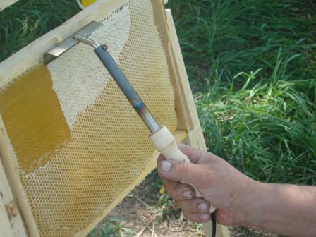 Купить пасечный инвентарь пчеловода в Украине